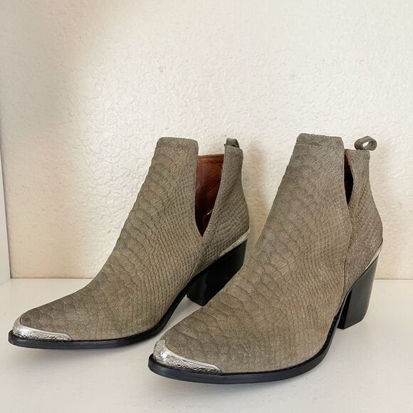 Jeffrey Campbell Cromwell pointed toe Ankle Bootie suede snake embossed 10 - Picture 15 of 16